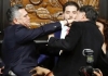 混乱一幕！墨反对党主席与参议长就“美军是否应入境墨西哥打击贩毒集团”爆发肢体冲突