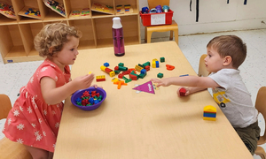 纽约市推出免费托儿计划 缓解家庭育儿成本