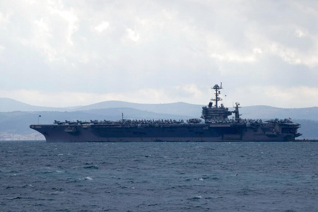 美军最新披露：航母舰载机被风刮下海 已从海底打捞